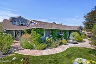 249 Mesa Dr, Camarillo, CA 93010 - Photo 1