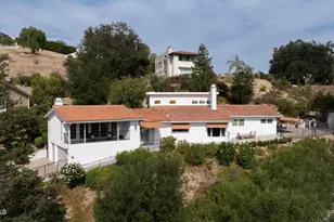 28329 Foothill Dr, Agoura Hills, CA 91301 - Photo 1