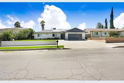 11569 Bonham Avenue, Sylmar, CA 91342 - Photo 1