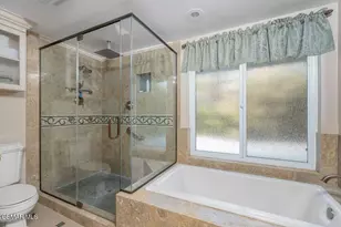 1495 N View Dr, Westlake Village, CA 91362 - Photo 21