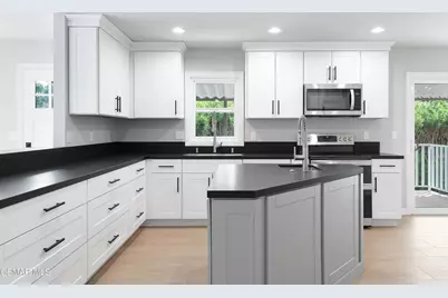 36 Nottingham Road, Westlake Village, CA 91361 - Photo 1