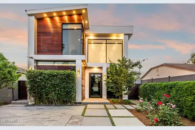 829 Flower Avenue, Venice, CA 90291 - Photo 1