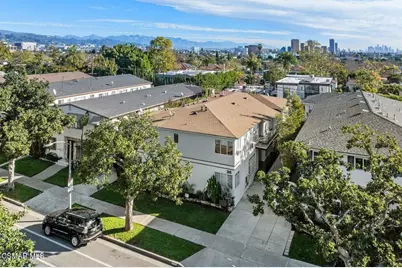 316 Doheny Drive, Beverly Hills, CA 90211 - Photo 1
