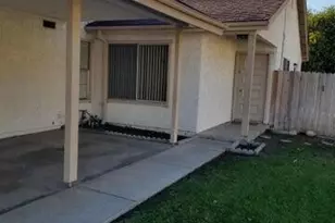 13 Abrazo Dr, Camarillo, CA 93012 - Photo 1