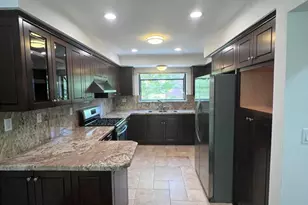 21900 Marylee St, Woodland Hills, CA 91367 - Photo 1