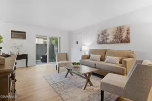 22050 Calvert St, Woodland Hills, CA 91367 - Photo 1