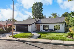 2813 E Appalachian Ct, Thousand Oaks, CA 91362 - Photo 1