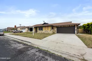 1730 Rialto St, Oxnard, CA 93035 - Photo 1
