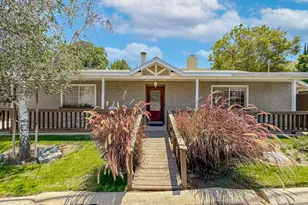 6203 Wisteria St, Simi Valley, CA 93063 - Photo 1