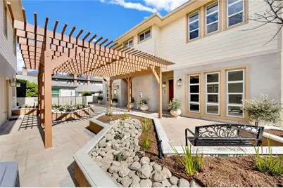 72 S Oak Avenue #1, Pasadena, CA 91107 - Photo 1