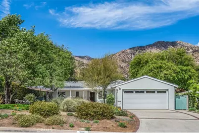 385 E Laurel Avenue, Sierra Madre, CA 91024 - Photo 1