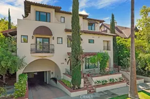 108 S El Molino Ave, Pasadena, CA 91101 - Photo 1