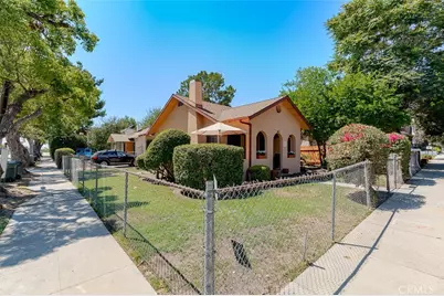 1072 E Villa Street, Pasadena, CA 91106 - Photo 1