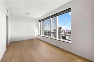 889 Francisco St, Los Angeles, CA 90017 - Photo 1