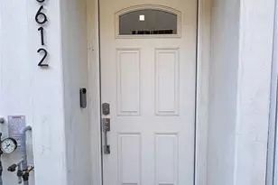 10612 W Kareen Ct, North Hollywood, CA 91602 - Photo 1