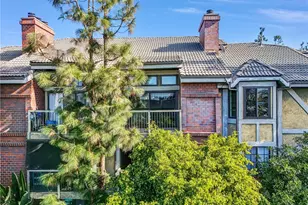 18324 Clark St, Tarzana, CA 91356 - Photo 1