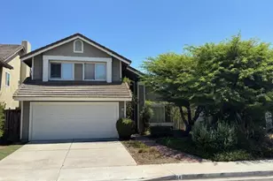 14 Wakefield, Irvine, CA 92620 - Photo 1