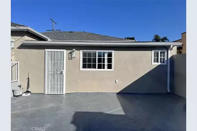 1001 S Eucalyptus Avenue, Inglewood, CA 90301 - Photo 1
