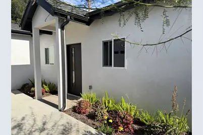 1072 N Vinedo Avenue, Pasadena, CA 91107 - Photo 1