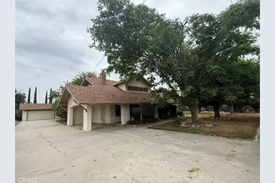 1271 W Esplanade, Hemet, CA 92543 - Photo 1