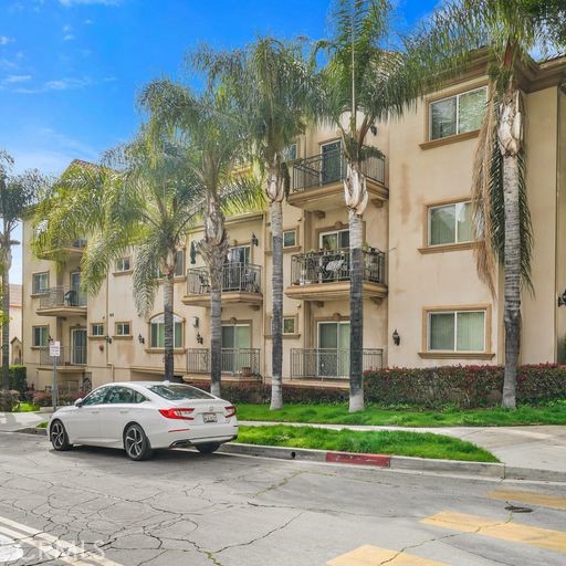 565 E San Jose Ave 204, Burbank, CA 91501 MLS BB23041889 Coldwell