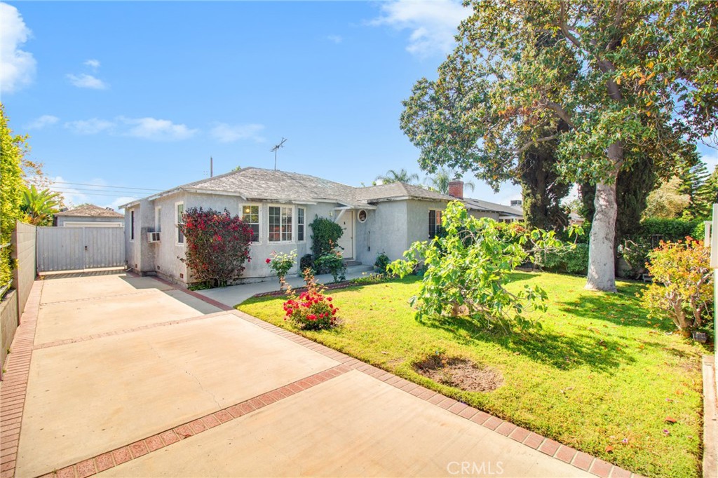 2320 N Naomi St, Burbank, CA 91504 MLS BB23084600 Coldwell Banker