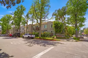 355 N Maple St, Burbank, CA 91505 - Photo 1