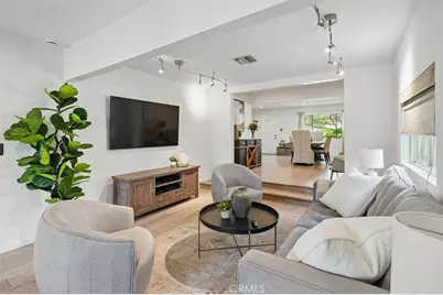 850 N Naomi Street, Burbank, CA 91505 - Photo 1