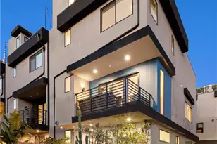 922 N Ridgewood Pl, Los Angeles, CA 90038 - Photo 1