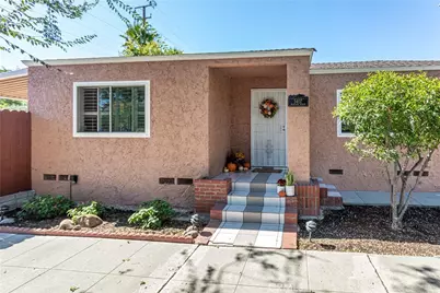 5407 Auckland, North Hollywood, CA 91601 - Photo 1