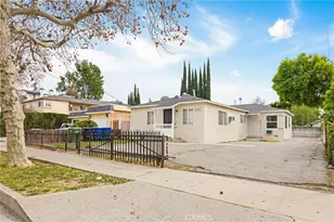 13810 Oxnard, Van Nuys, CA 91401 - Photo 1