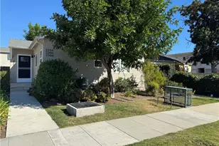 2304 N Catalina St, Burbank, CA 91504 - Photo 1