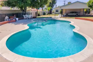 921 E Elmwood Ave, Burbank, CA 91501 - Photo 1