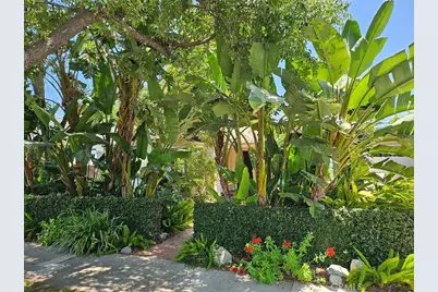 322 S Orchard, Burbank, CA 91506 - Photo 1