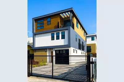 638 Serrano, Los Angeles, CA 90004 - Photo 1