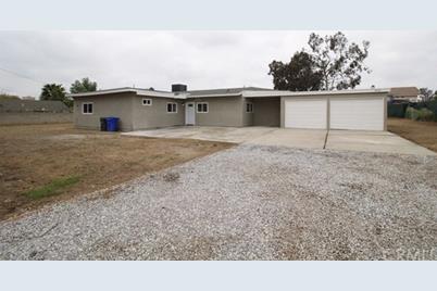 9784 Poplar Ave Fontana Ca 92335 Mls Cv19059189 Coldwell Banker