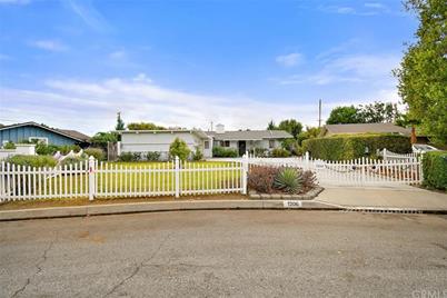 1206 W Devers Street - Photo 1
