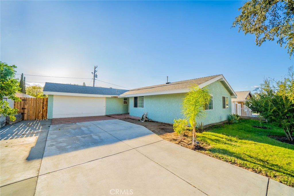 3540 Candlewood St, Corona, CA 92879 - MLS CV22235677 - Coldwell Banker