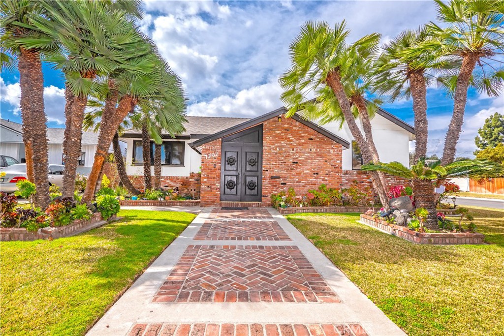 7302 Hannon St, Downey, CA 90240 MLS CV23029263 Coldwell Banker