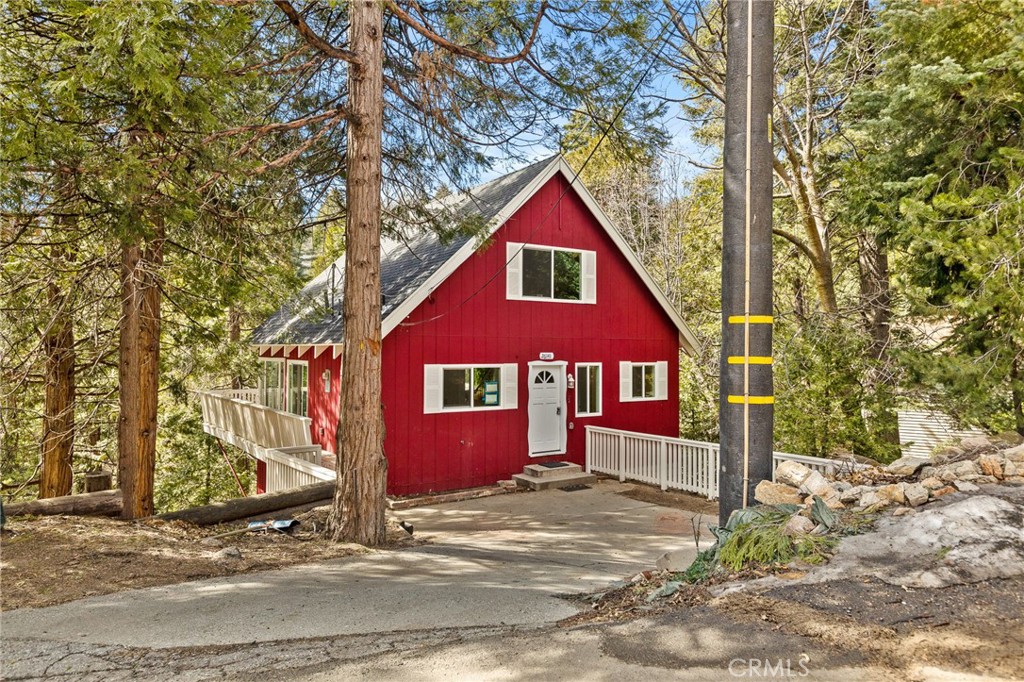 26141 Sky Ridge Dr, Twin Peaks, CA 92391 MLS CV23030360 Coldwell Banker