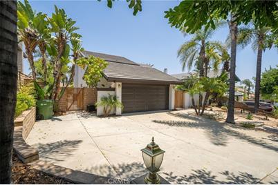 1572 Brentwood Avenue, Upland, CA 91786 - Photo 1