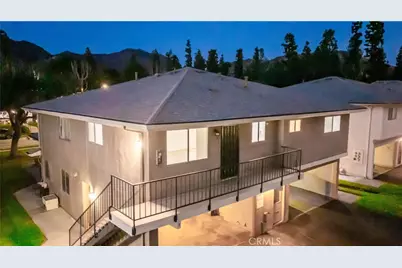 1070 W Calle De Las Estrellas #4, Azusa, CA 91702 - Photo 1