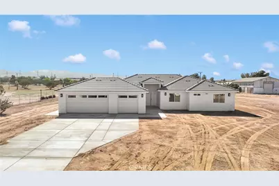 8698 Oakwood Avenue, Hesperia, CA 92345 - Photo 1