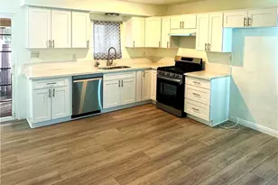 418 N Berlyn Ave, Ontario, CA 91764 - Photo 1