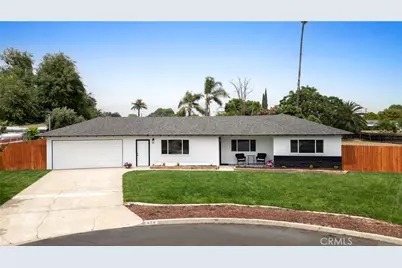 424 E Victoria Street, Rialto, CA 92376 - Photo 1