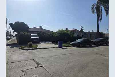 7047 3rd Avenue, Los Angeles, CA 90043 - Photo 1
