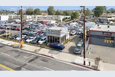 964 W Holt Boulevard, Ontario, CA 91762 - Photo 1
