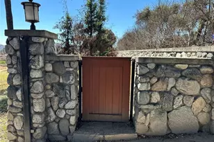 416 E Altadena Dr, Altadena, CA 91001 - Photo 1