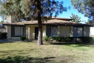 1129 Oxford Dr, Redlands, CA 92374 - Photo 1