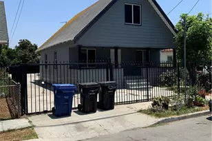 3740 S Harvard Blvd, Los Angeles, CA 90018 - Photo 1